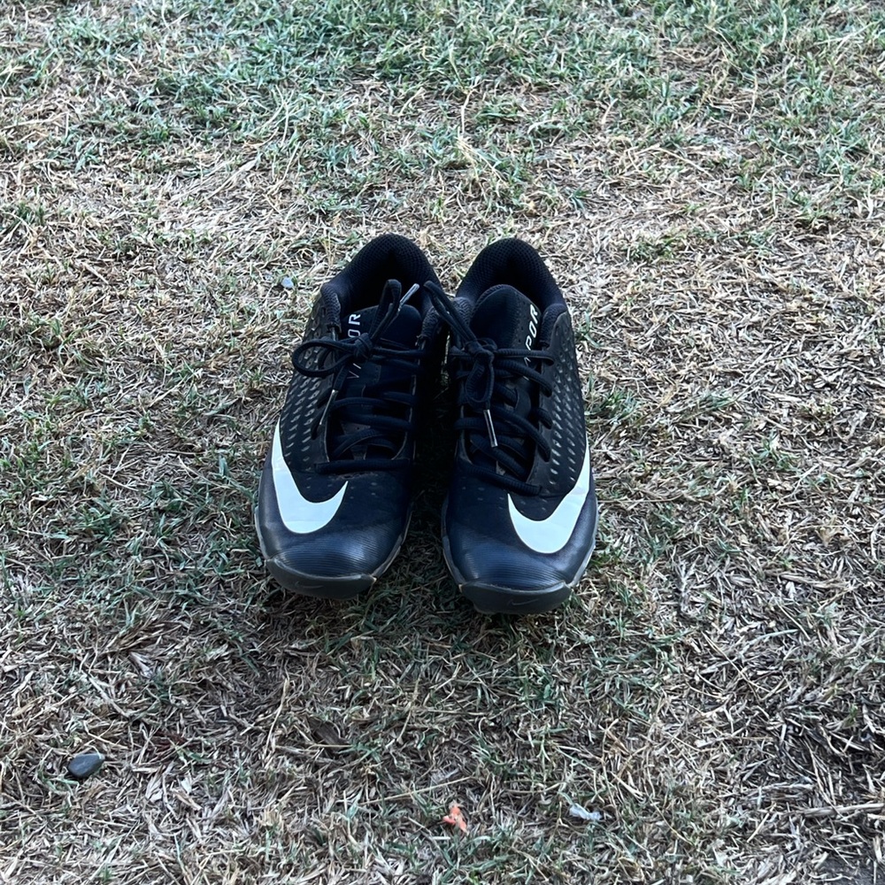 Nike Black and White Sports Sneakers